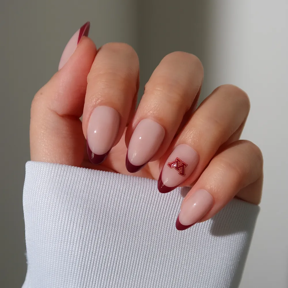 Minnesota Golden Gophers Press-On Nail Set